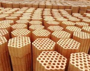Ceramic fibre insulation rolls and blankets